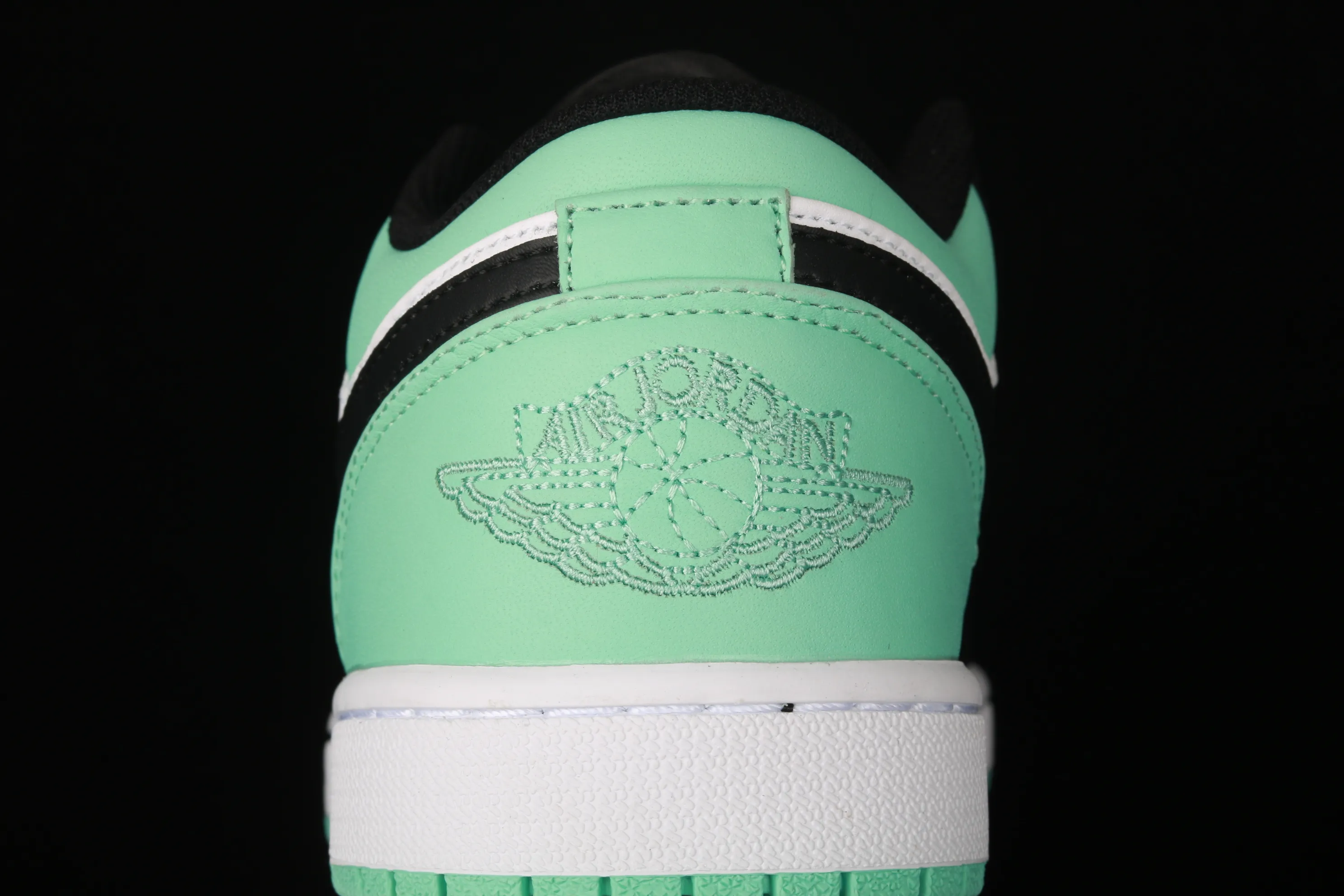 All categories Air Jordan Jordan series basketball shoes Air Jordan 1 Low Air Jordan 1 Low AJ1 Joe 1 low-top cultural and leisure sports sneakers 553558-117